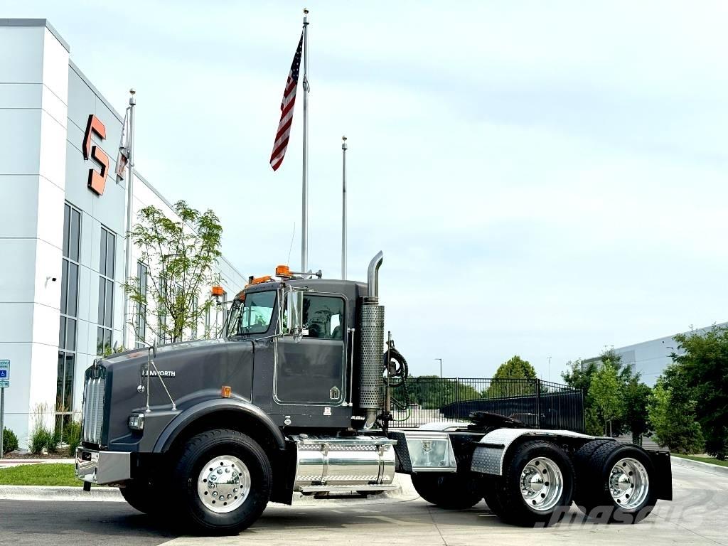 Kenworth T 800 Тягачі