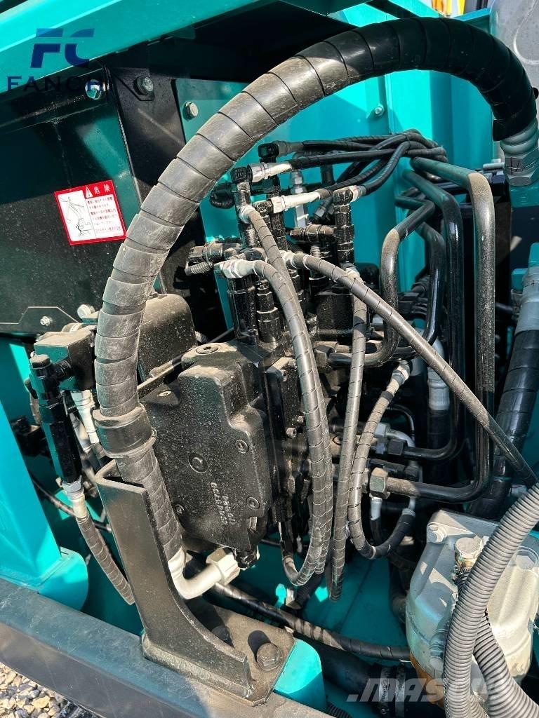 Kobelco SK 75 Гусеничні екскаватори
