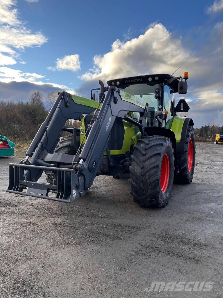 CLAAS ARION 650 Трактори