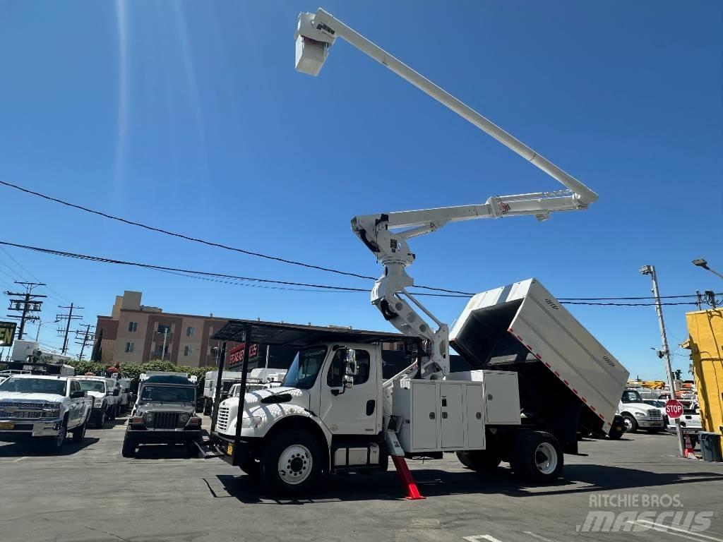 Freightliner M2106 Вантажівки / спеціальні
