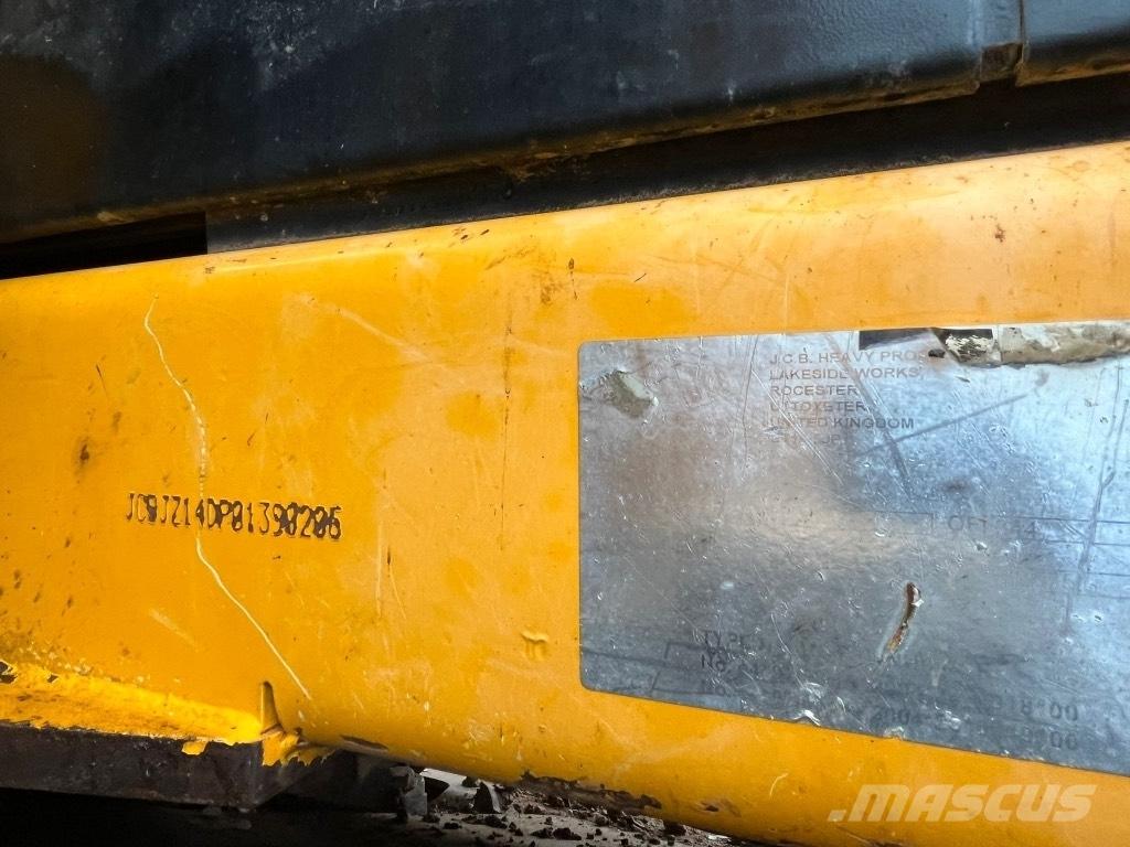 JCB JZ140 with blade Гусеничні екскаватори