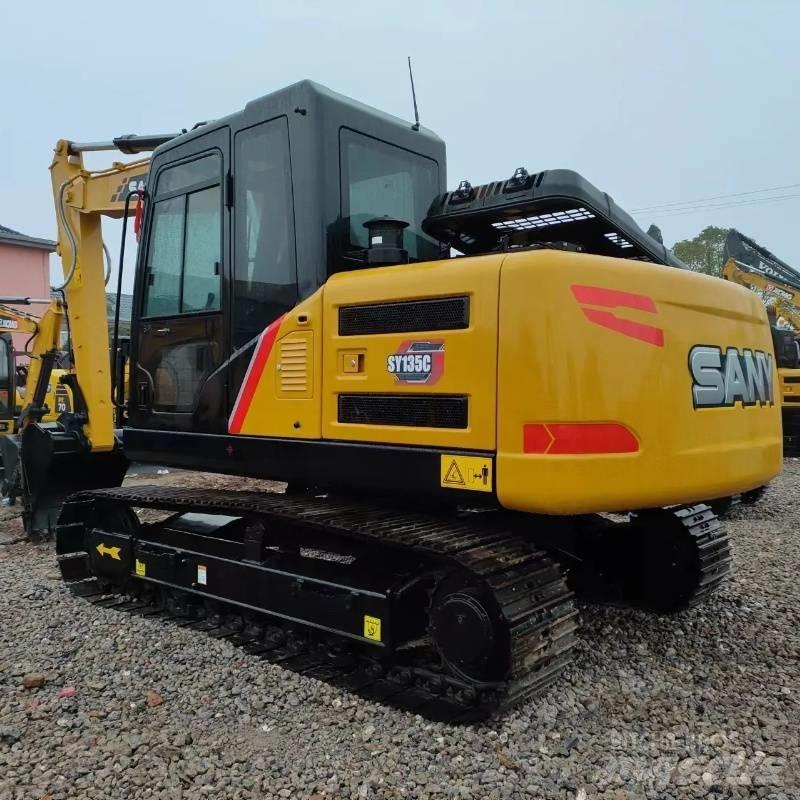 Sany SY135 Гусеничні екскаватори