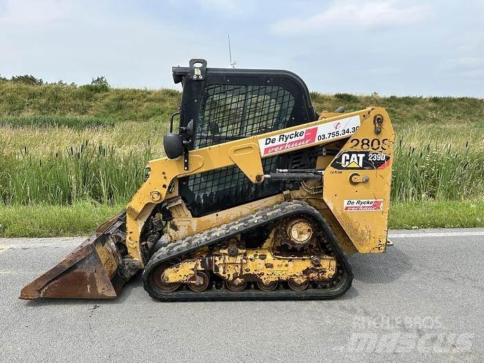 CAT 239D Гусеничні вантажники