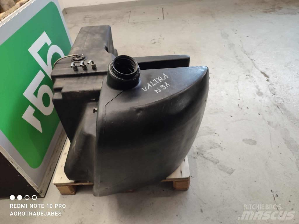 Valtra N91 Fuel Tank Кабіна