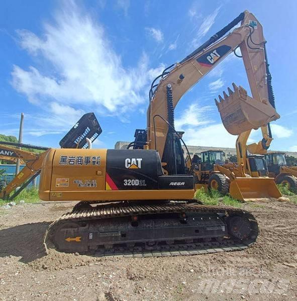 CAT 320D Гусеничні екскаватори