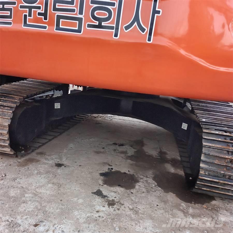 Doosan DX 300LC Гусеничні екскаватори