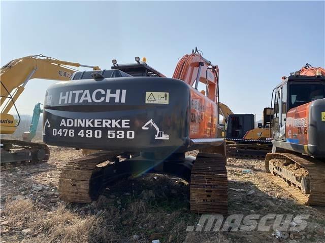 Hitachi ZX240 Гусеничні екскаватори