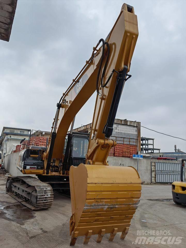 CAT 330DL Гусеничні екскаватори