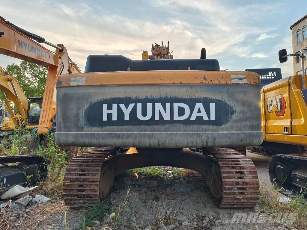 Hyundai R300LC-9S Гусеничні екскаватори