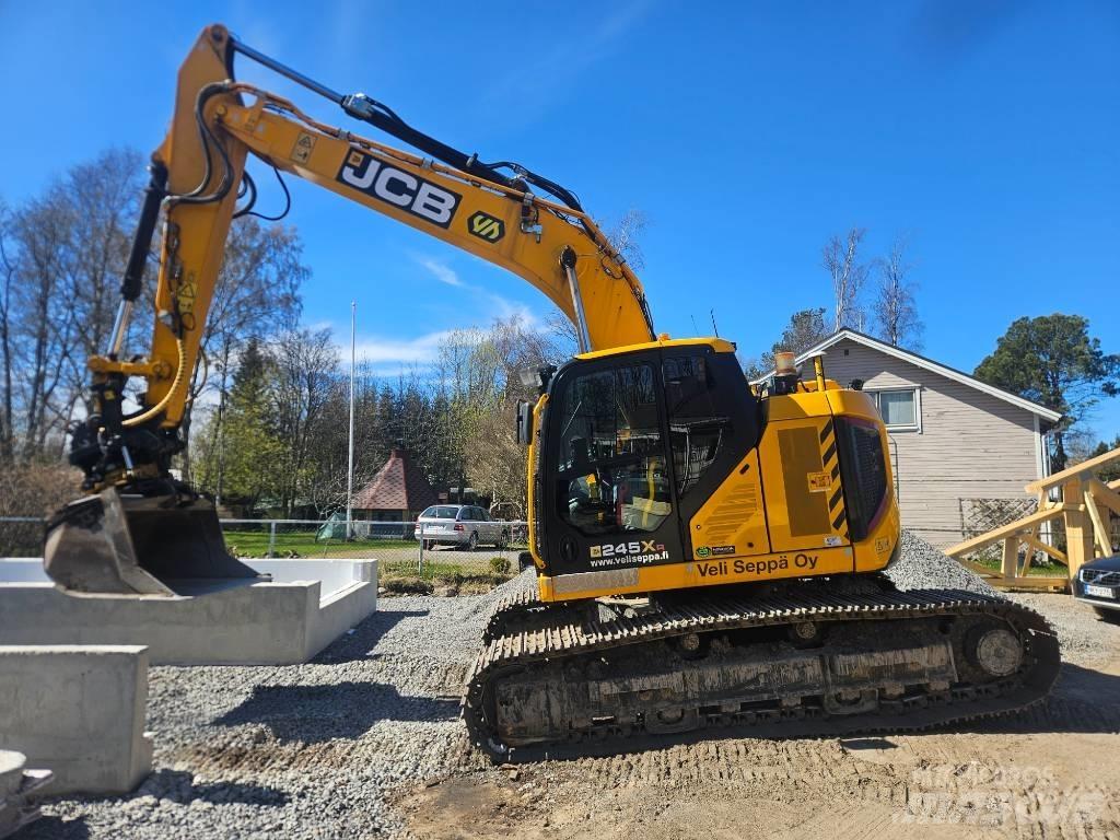JCB 245 XLR Гусеничні екскаватори
