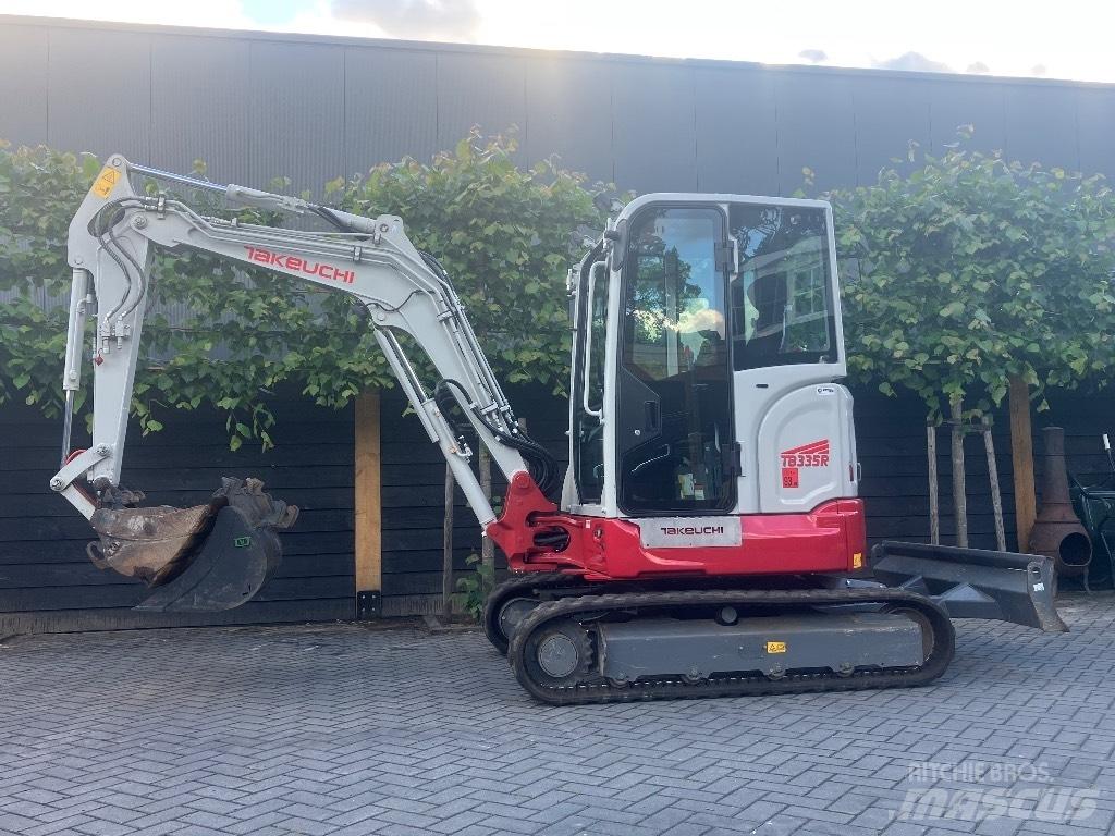 Takeuchi TB 335 R Міні-екскаватори < 7т