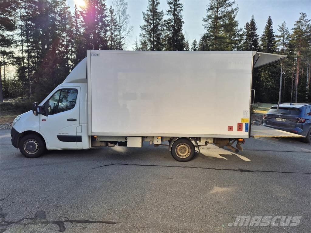 Renault Master Панельні фургони