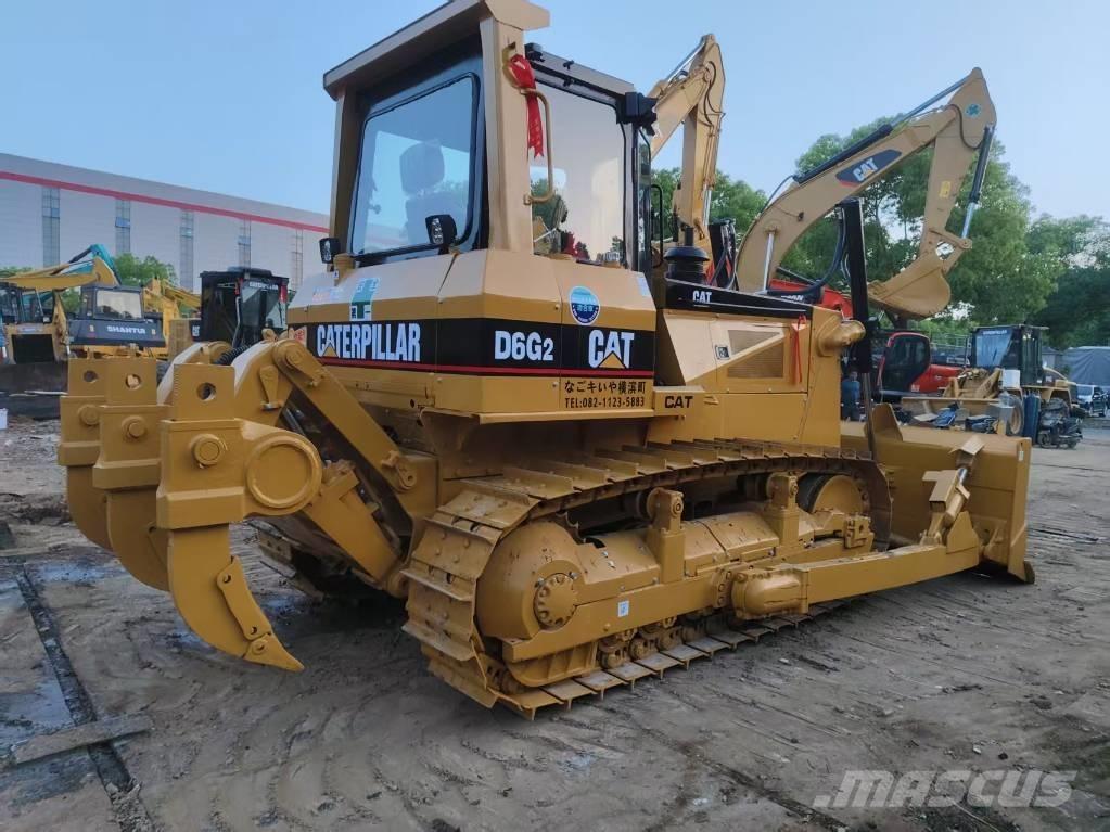 CAT D6G2 Гусеничні екскаватори