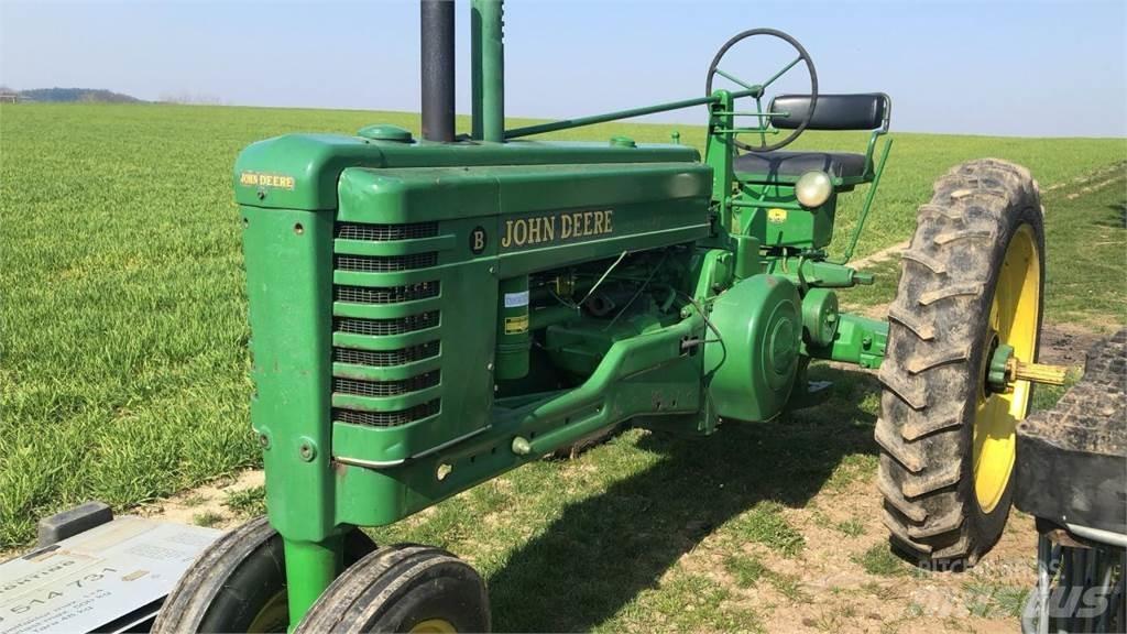John Deere Model B Трактори