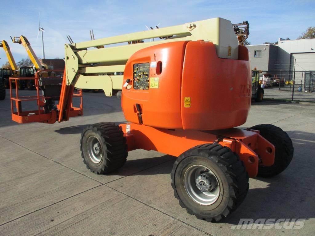 JLG 450 AJ (747) Колінчаті підйомники