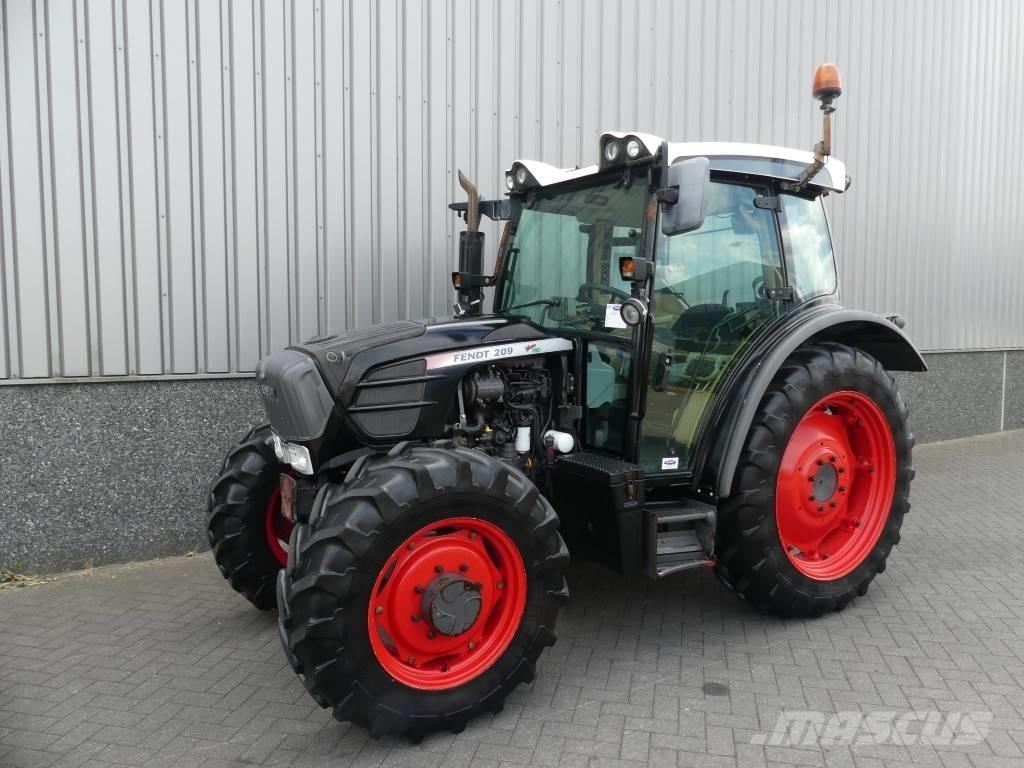 Fendt 209S Vario TMS Трактори