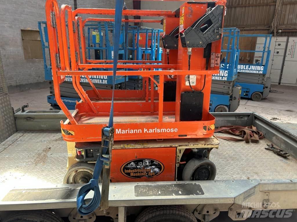JLG 1230 ES Вертикальні щоглові підйомники