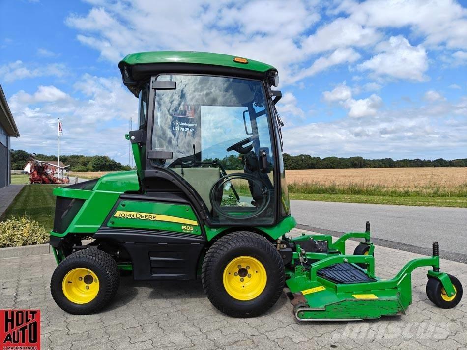 John Deere 1585 Самохідні газонокосарки