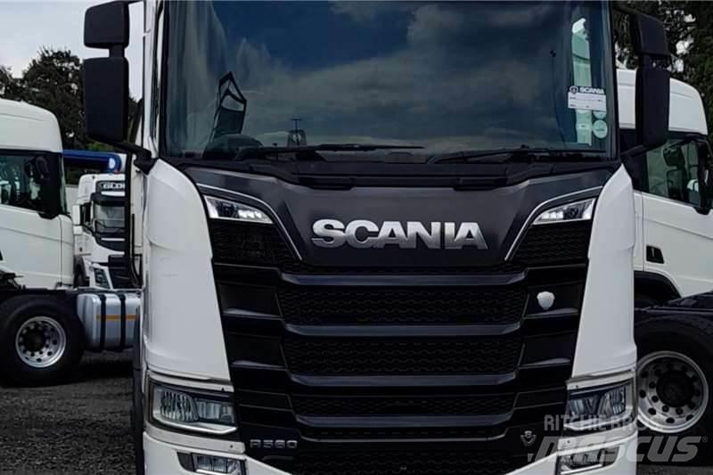 Scania R560 Вантажівки / спеціальні