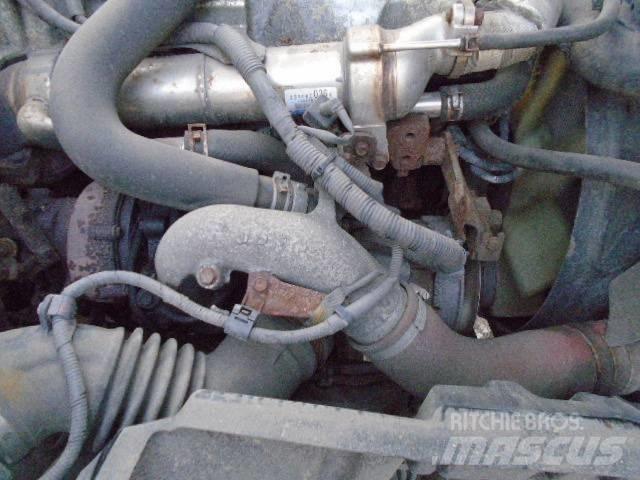 Hino 195 Панельні фургони