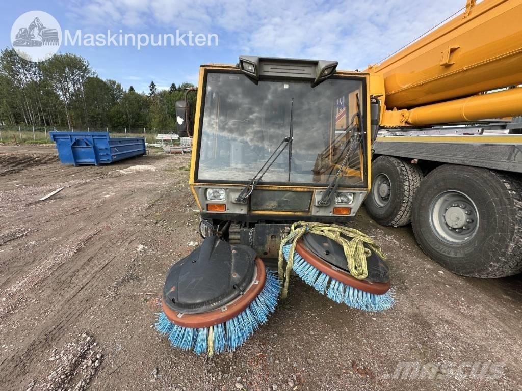 Schmidt Sopmaskin Підмітальні машини