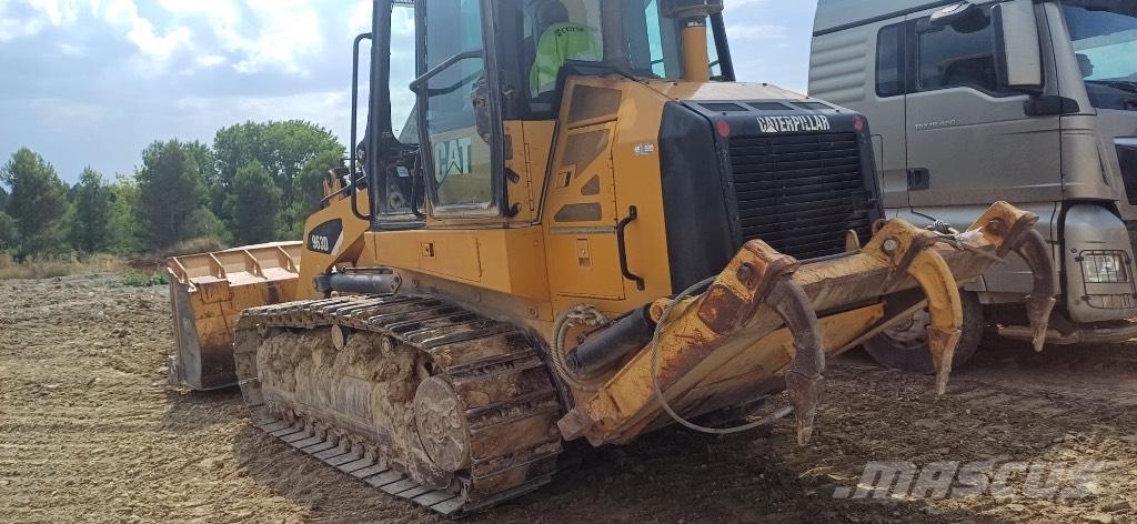 CAT 963 D Гусеничні вантажники