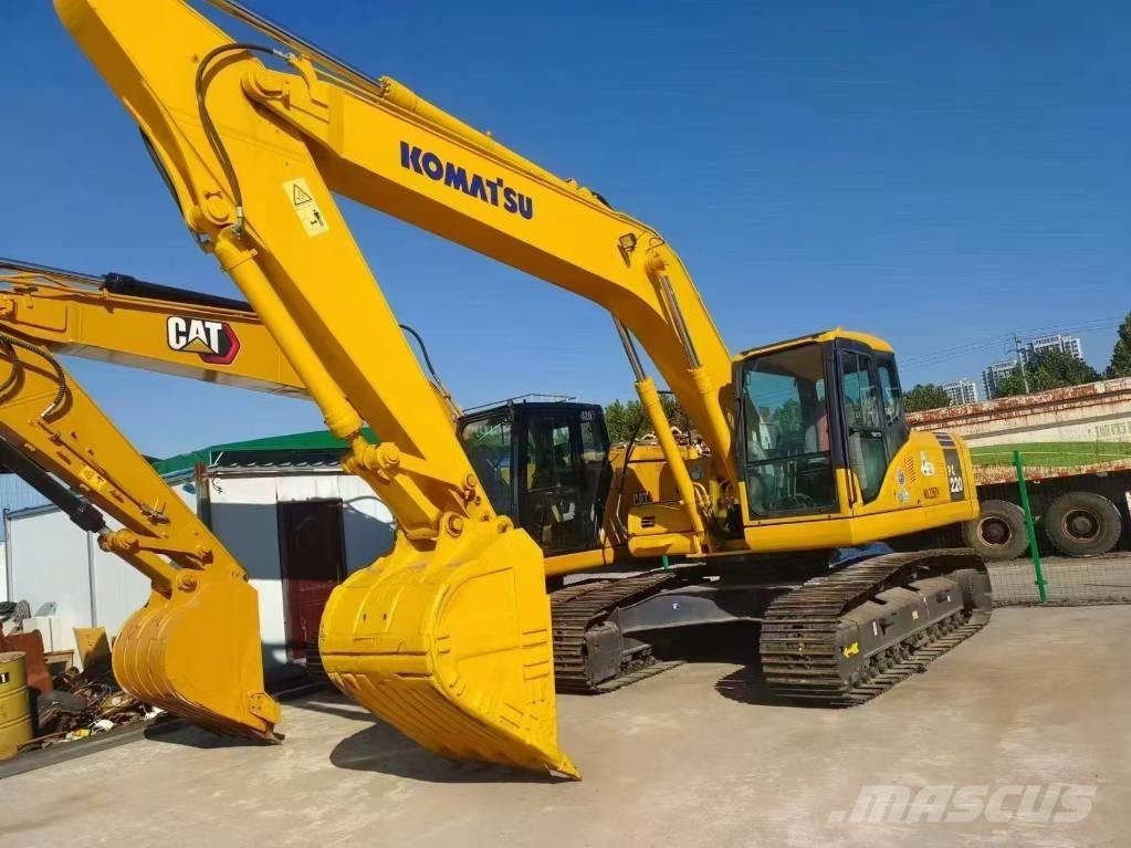 Komatsu PC 220 Гусеничні екскаватори