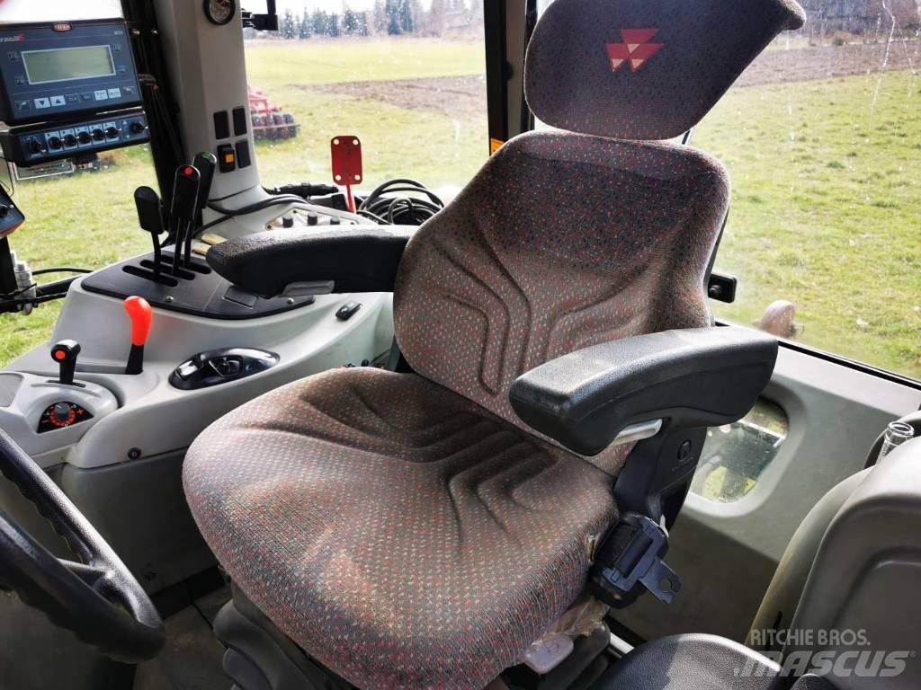 Massey Ferguson 5460 Трактори