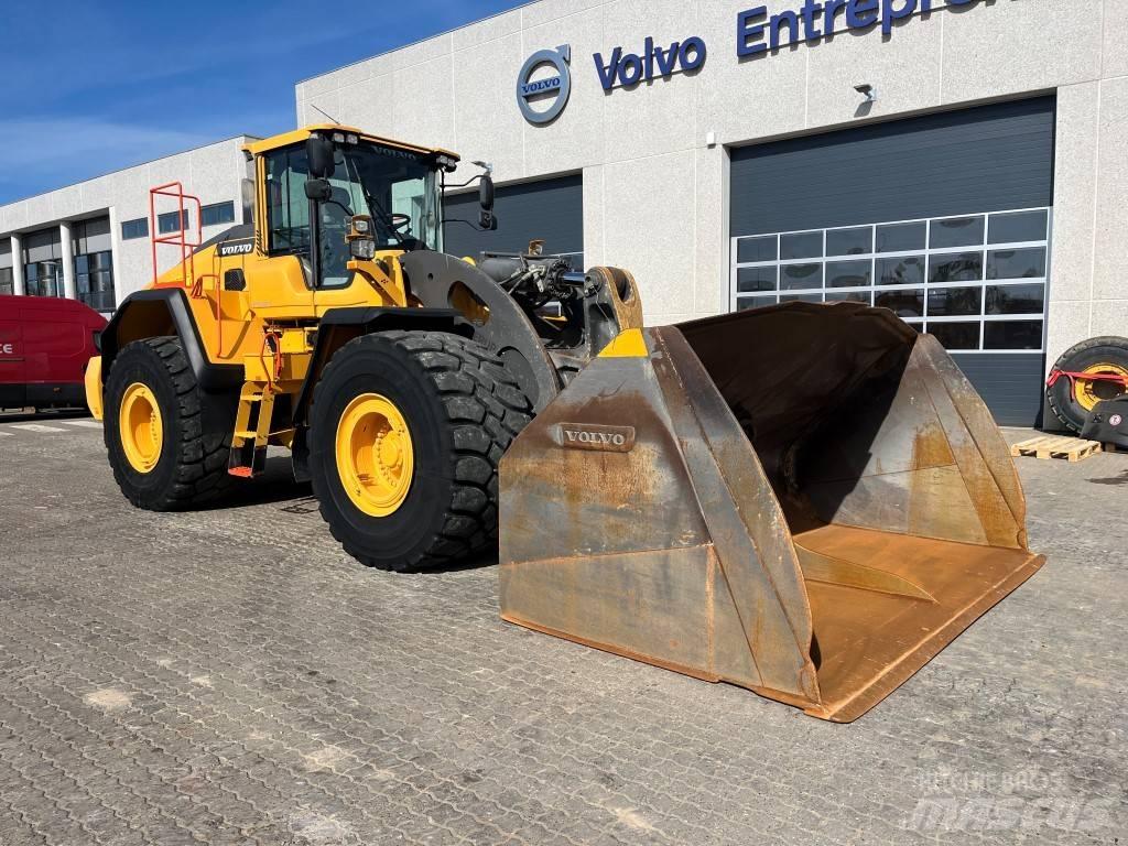 Volvo L260H Фронтальні навантажувачі
