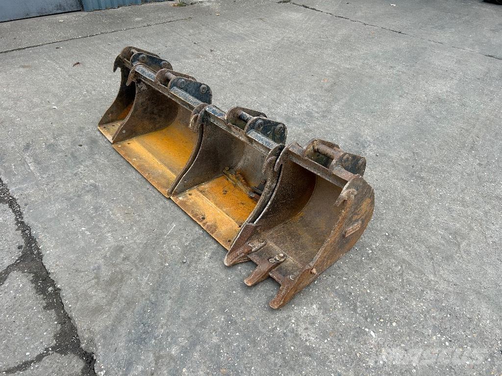 Kubota U27-4 Міні-екскаватори < 7т