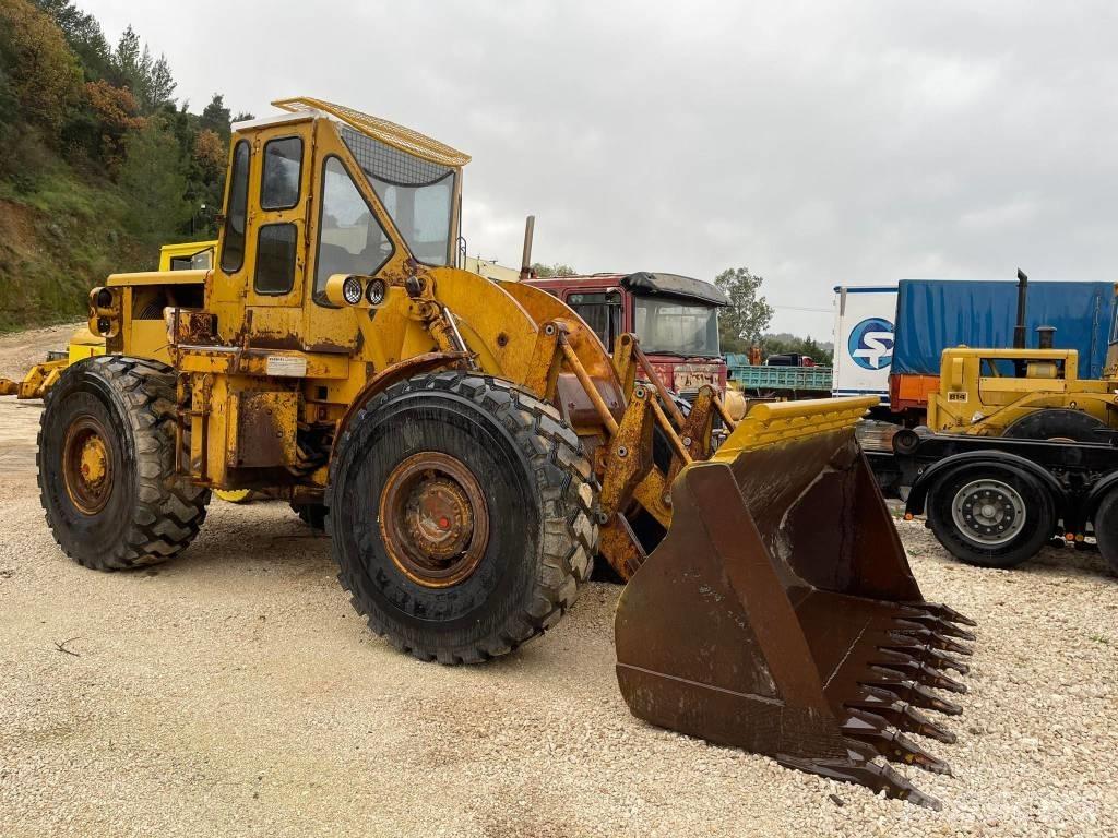 CAT 966C Фронтальні навантажувачі