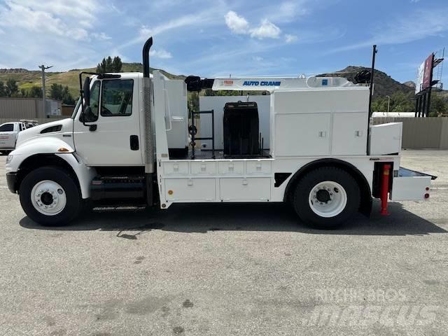 International 4300 Комунальні автомобілі / автомобілі загального призначення