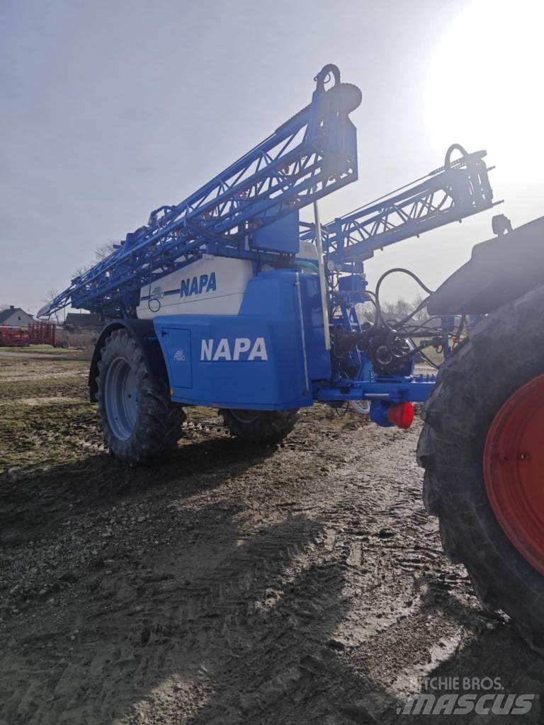 Agrio NAPA Причіпні обприскувачі