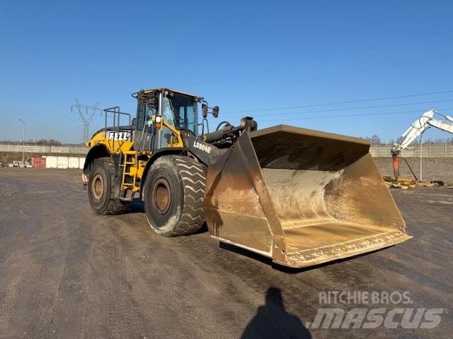 Bell L 2606 E Фронтальні навантажувачі