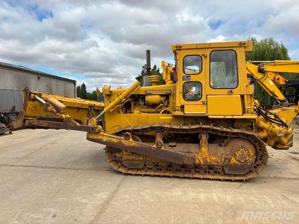 CAT D 6 D Гусеничні бульдозери