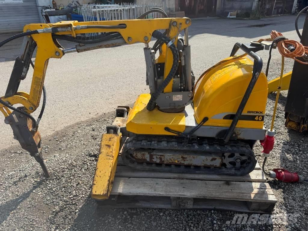 Brokk 40 Екскаватори для знесення споруд