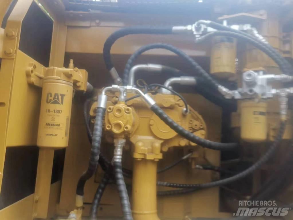 CAT 325 DL Гусеничні екскаватори