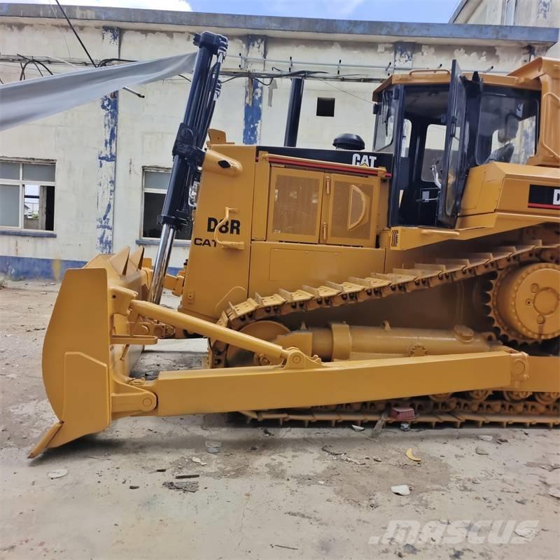 CAT D 8 R Гусеничні бульдозери