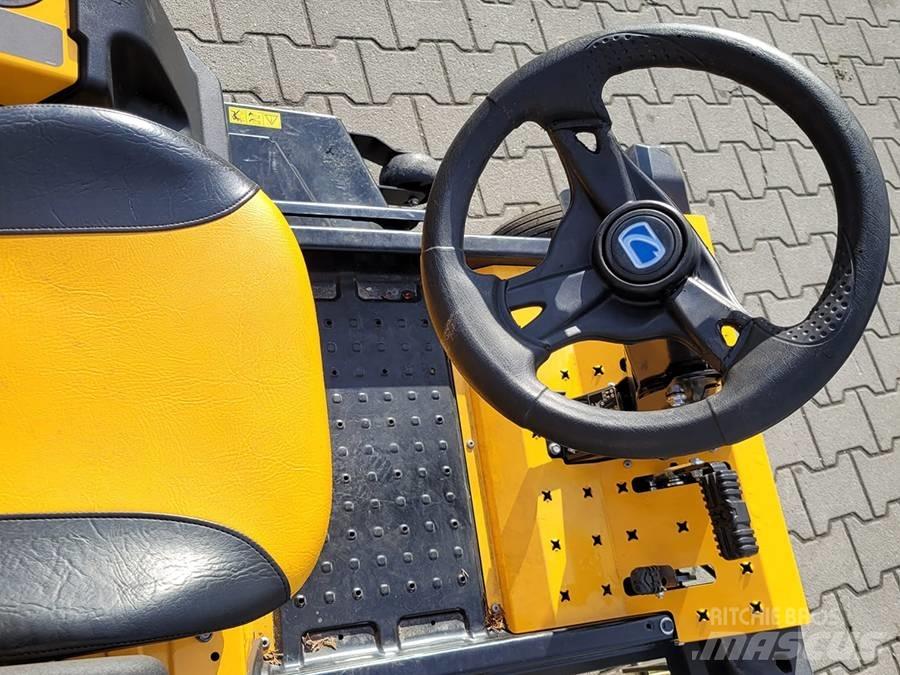Cub Cadet ZX3 122 Самохідні газонокосарки