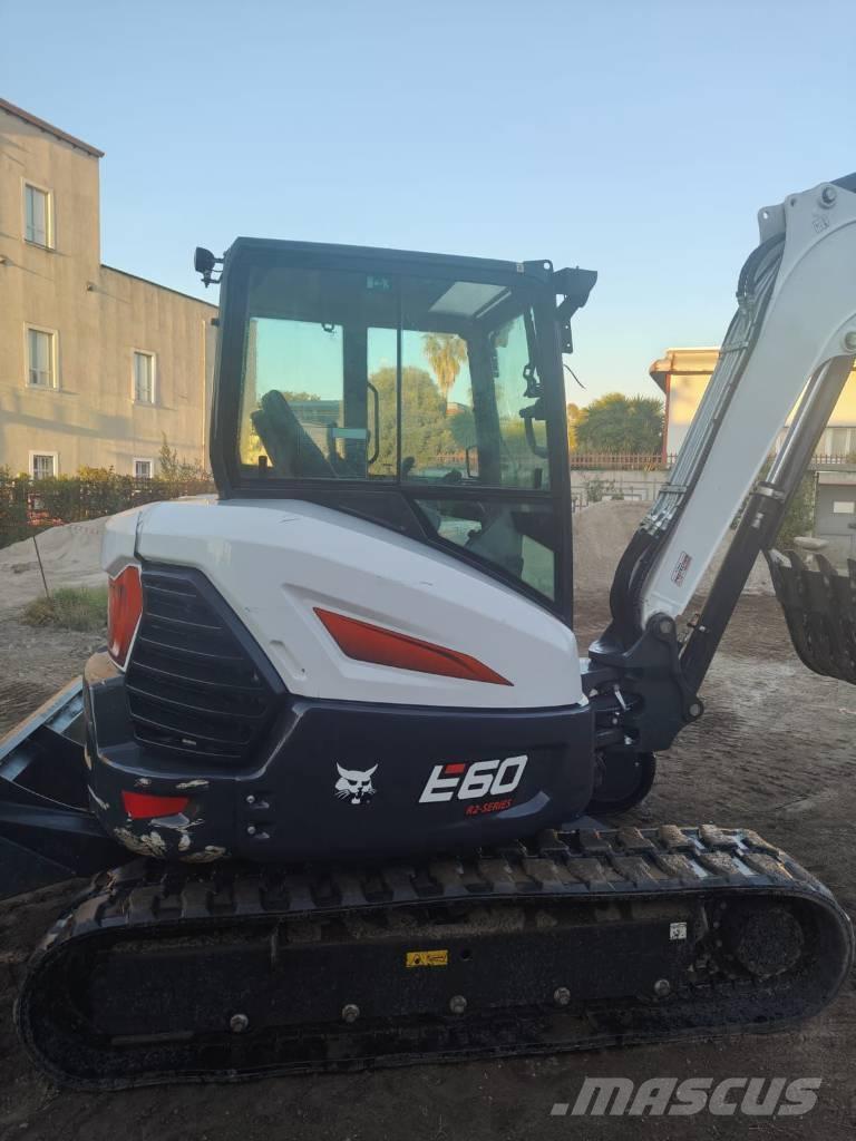 Bobcat E60 Міні-екскаватори < 7т