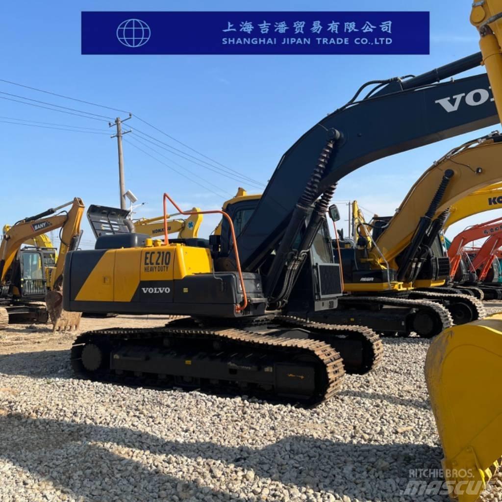 Komatsu PC 210 Гусеничні екскаватори
