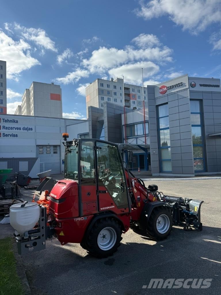 Weidemann 1190e Багатофункціональне обладнання для вантажних і землекопальних робіт