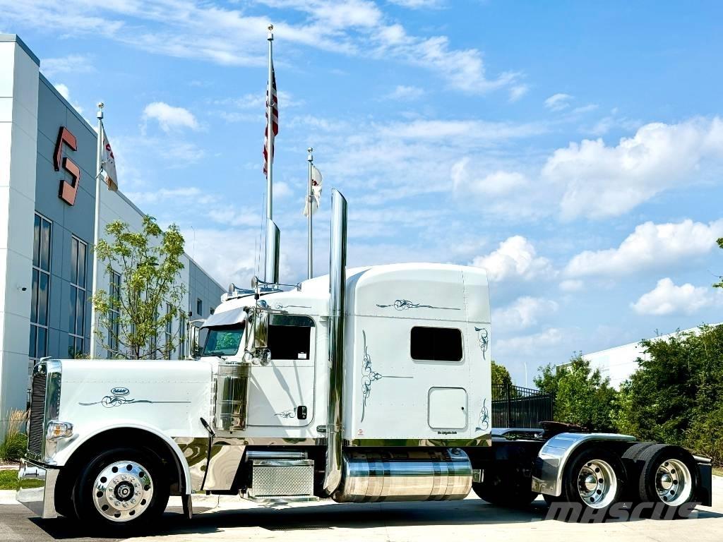 Peterbilt 389 Тягачі
