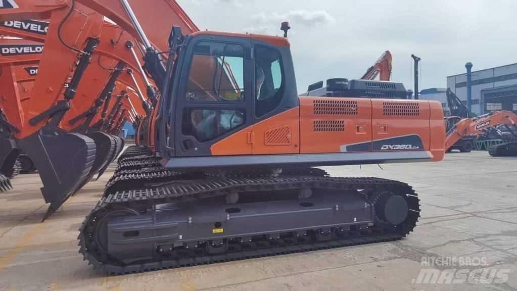Develon DX 360LCA-7B Гусеничні екскаватори