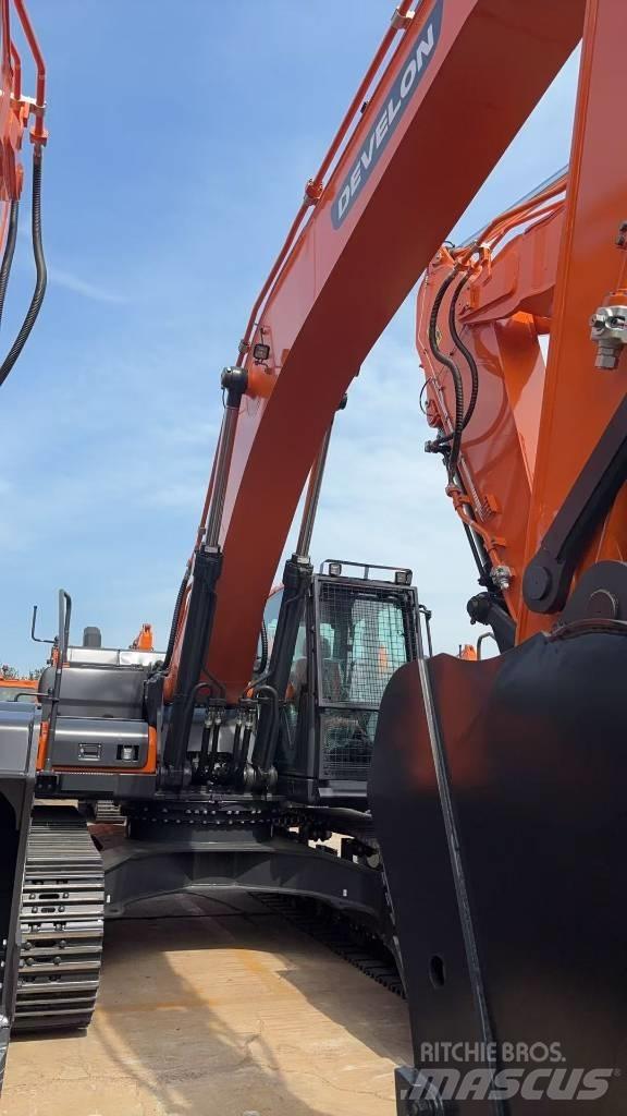 Develon DX 360LCA-7B Гусеничні екскаватори