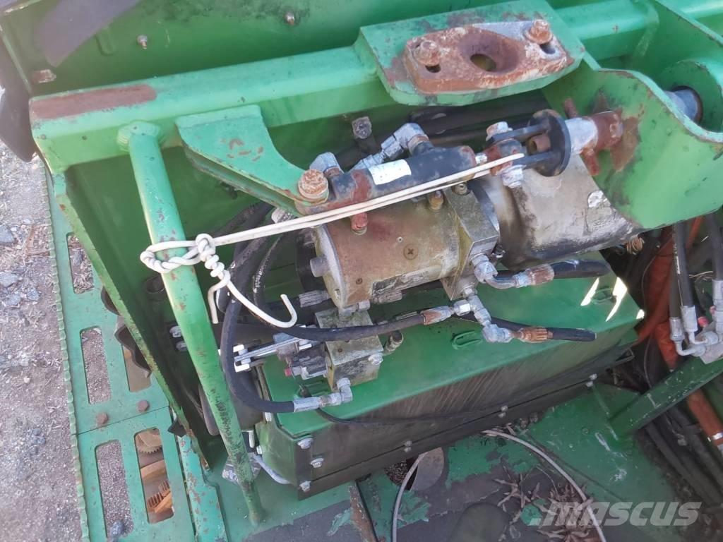 John Deere 903M Валочно-пакетувальні машини