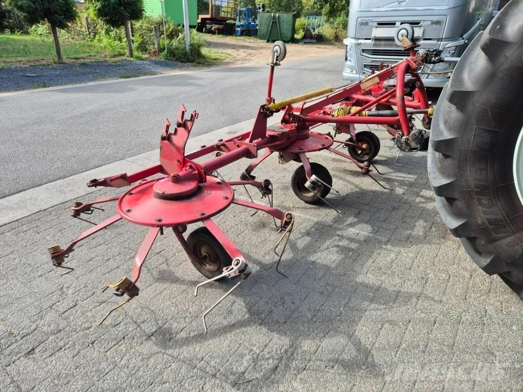 Lely Lotus 600 Граблі і сінозворушувачі