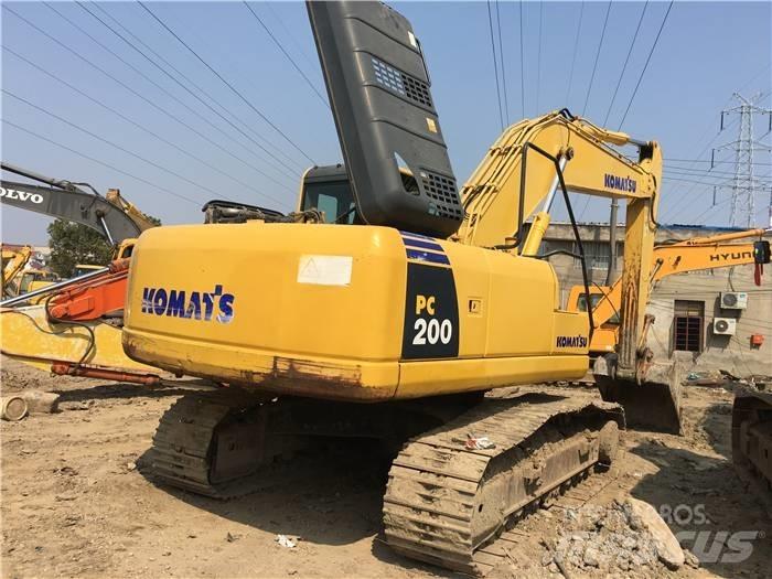 Komatsu PC 200-8 Гусеничні екскаватори