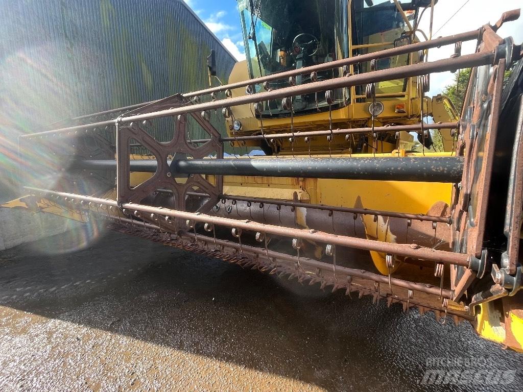 New Holland T56h Зернозбиральні комбайни