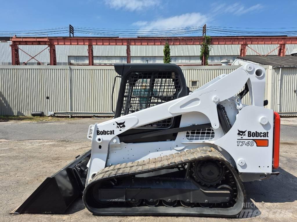 Bobcat T 740 Міні-навантажувачі
